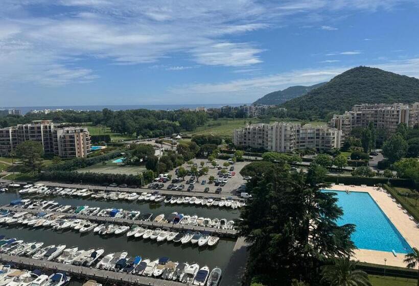 1침실 테라스 아파트 바다 전망, Cozy 2 Rooms Apartment In Yacht Port Cannes Marina
