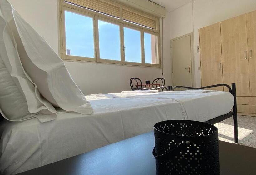 Номер Стандарт, Meet Hostel Cervia