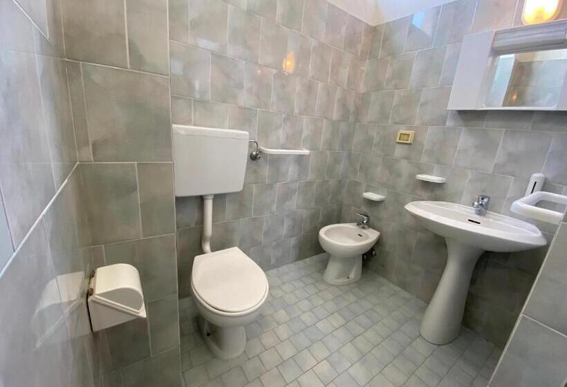 Четырехместный Номер Economy, Meet Hostel Cervia