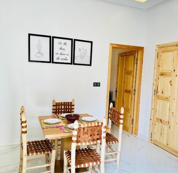 Апартаменты Deluxe 1 Спальня, Salty Holiday Apartments