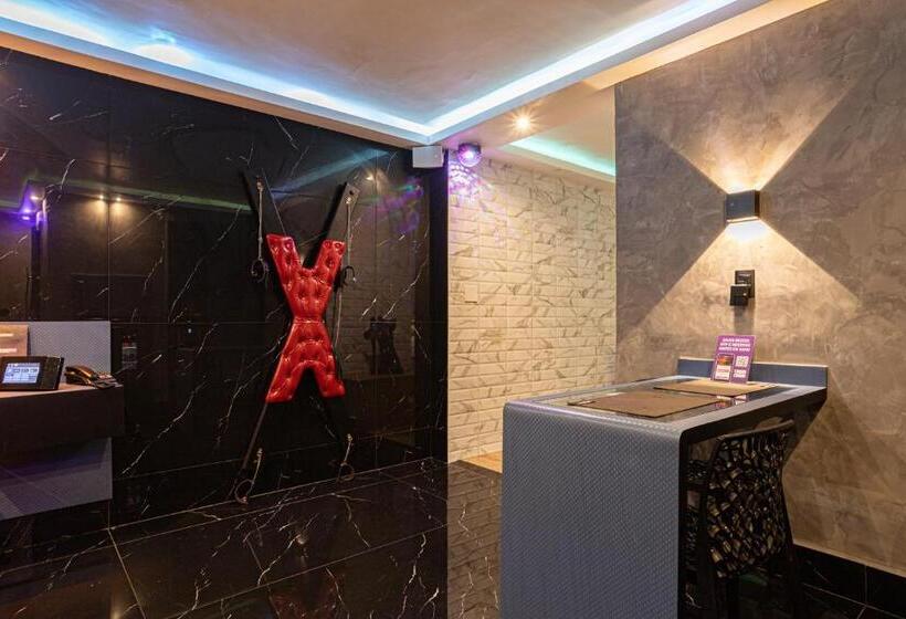 سوئیت پرزیدنت, Euphoria Motel