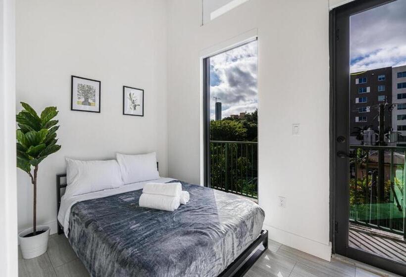 استودیو استاندارد با بالکن, Olive Apartments
