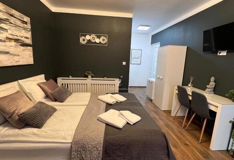 Номер Стандарт с Балконом, Vila Salzburg