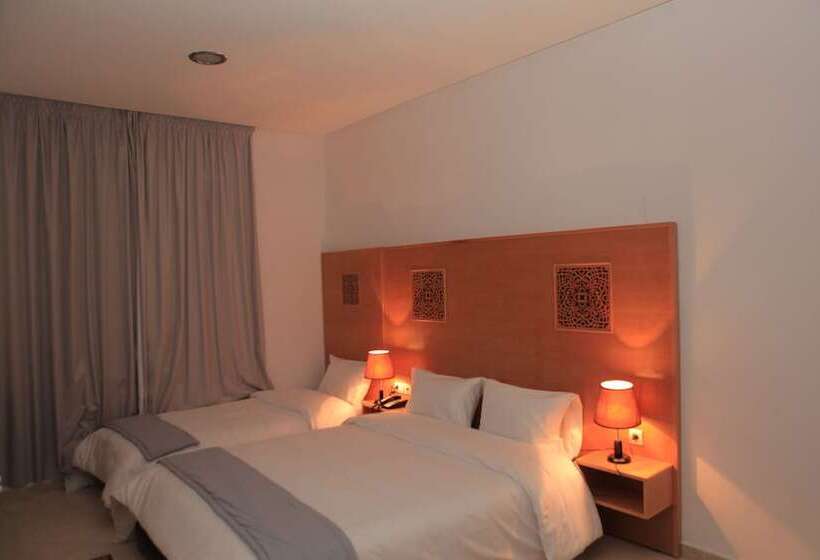 اتاق سوپریور سه تخته, Miramar