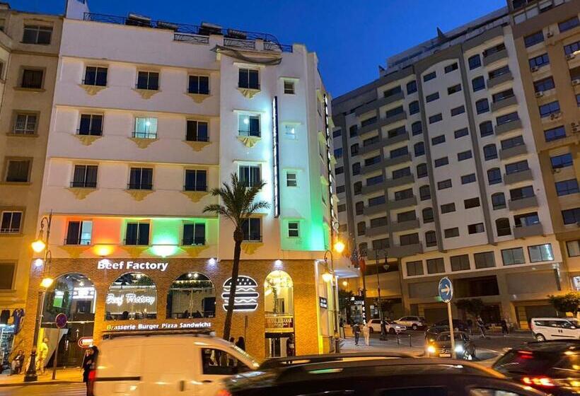 اتاق استاندارد سه نفره, Miramar