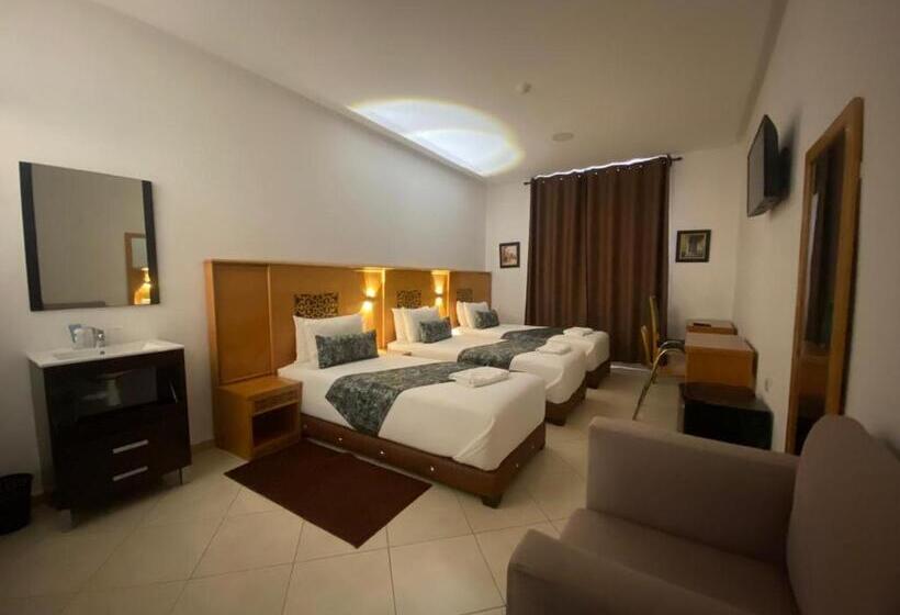 اتاق استاندارد سه نفره, Miramar