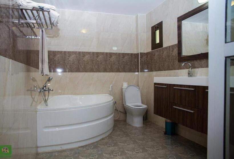 سوییت اجرایی, Wimbi Sun