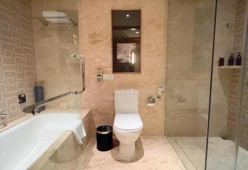 اتاق لوکس, Shanghai Yuehua