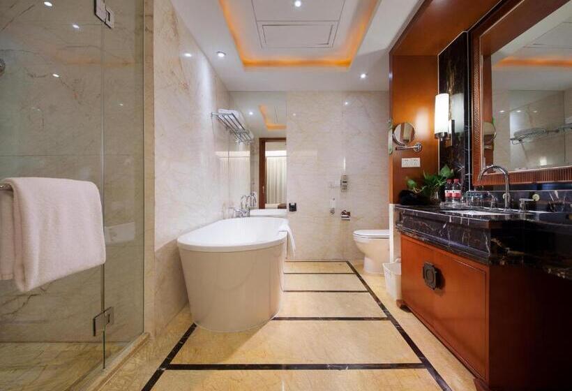 سوییت لوکس, Shanghai Yuehua