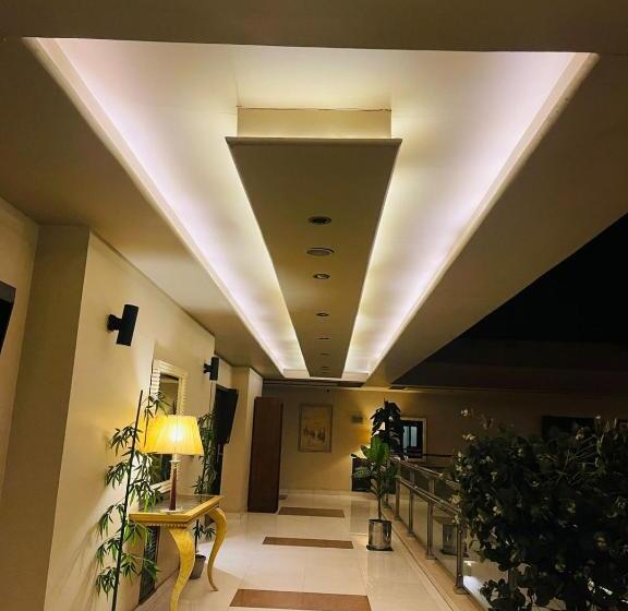 اتاق لوکس, Grand Regent Hotel & Suites