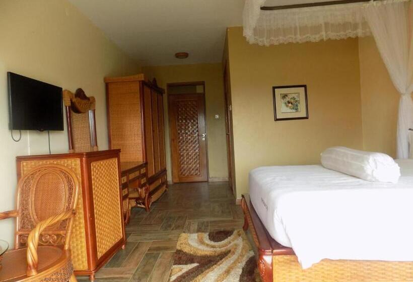 Deluxe Room, Fort Fun City