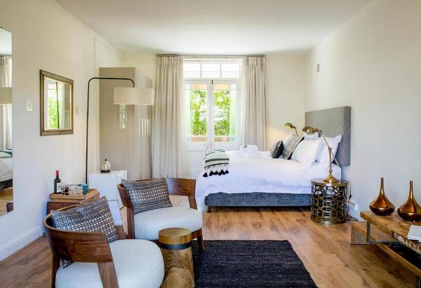 Номер Deluxe Кровать Кинг, Macaron Boutique Guest House