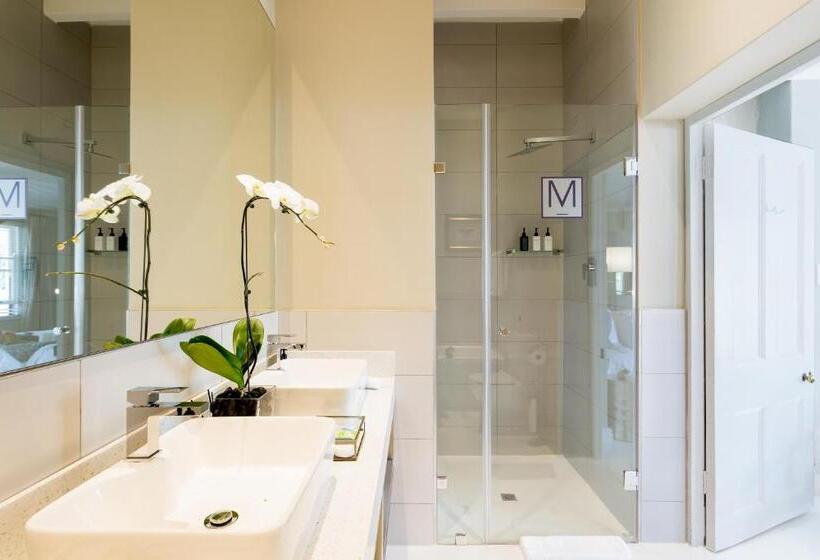 Номер Deluxe Кровать Кинг, Macaron Boutique Guest House