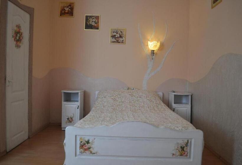 이코노미 룸, Zabava Guest House