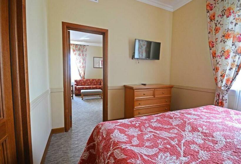Люкс, Premier Hotel Pochaiv