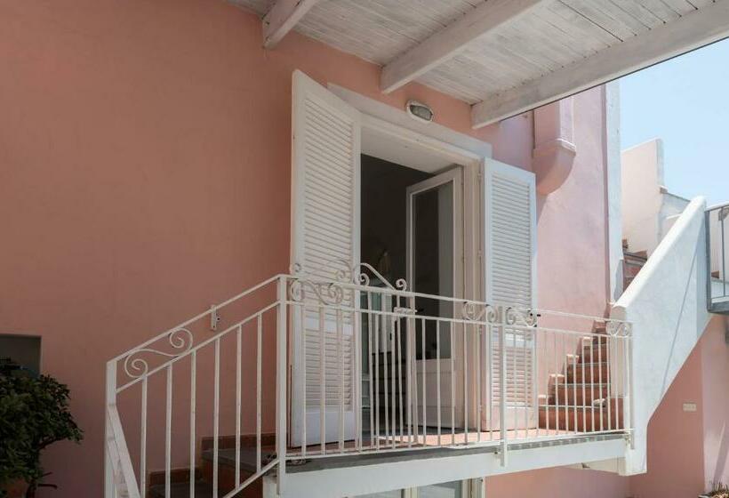 Escritório Deluxe, Gioia 13 Rooms & Apartments