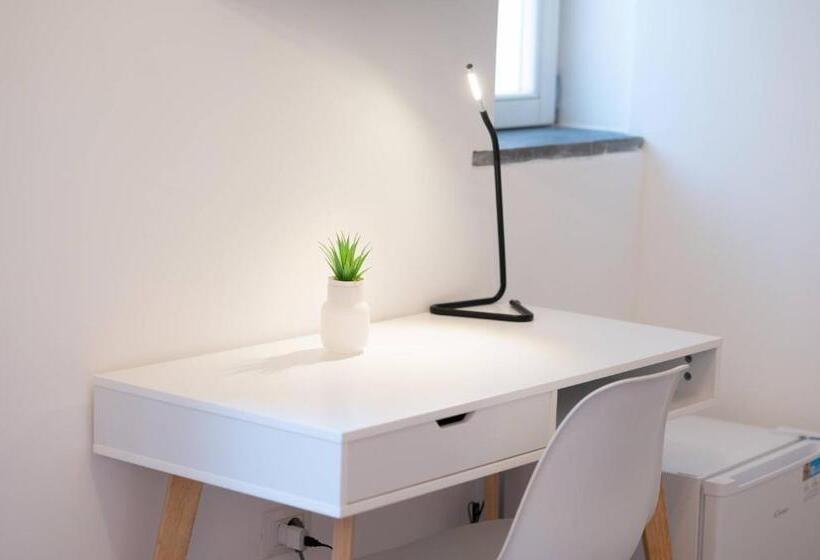 Quarto Economy, Gioia 13 Rooms & Apartments