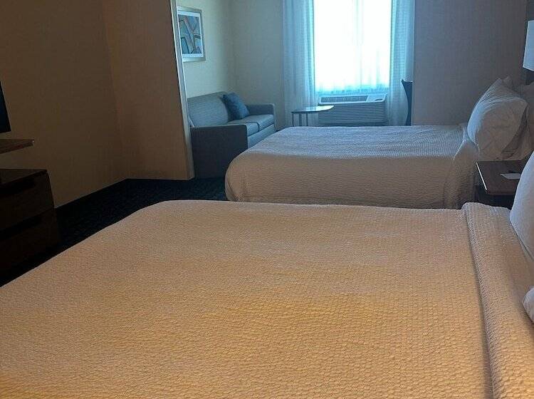 Люкс, Fairfield Inn & Suites By Marriott Hollister