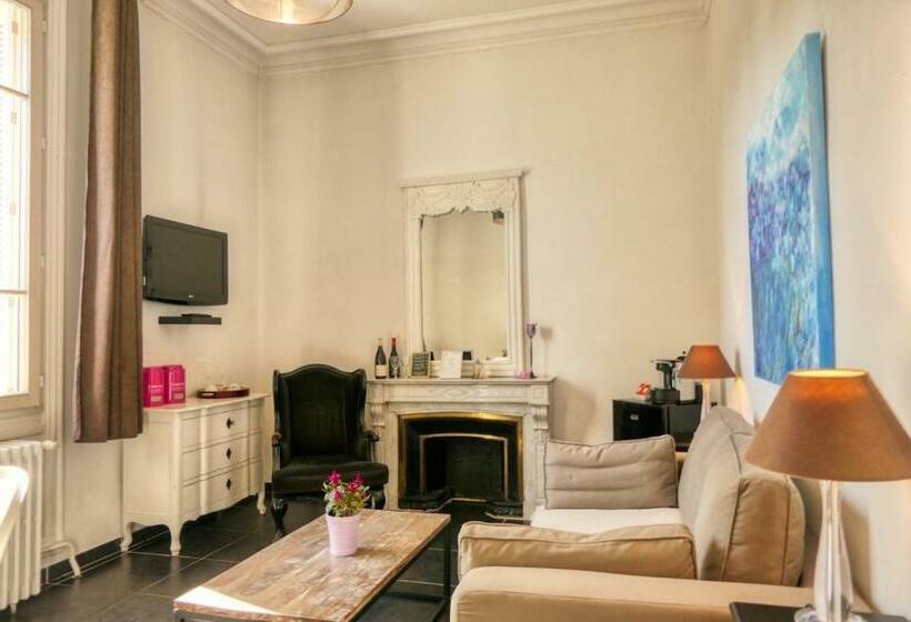 Люкс, A Propos  Suites Et Chambres