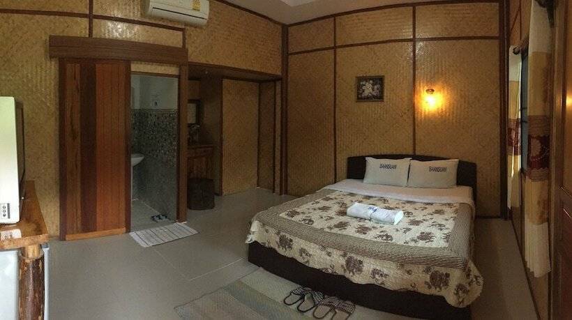 بانگلوی استاندارد, Khun Mai Baan Suan Resort