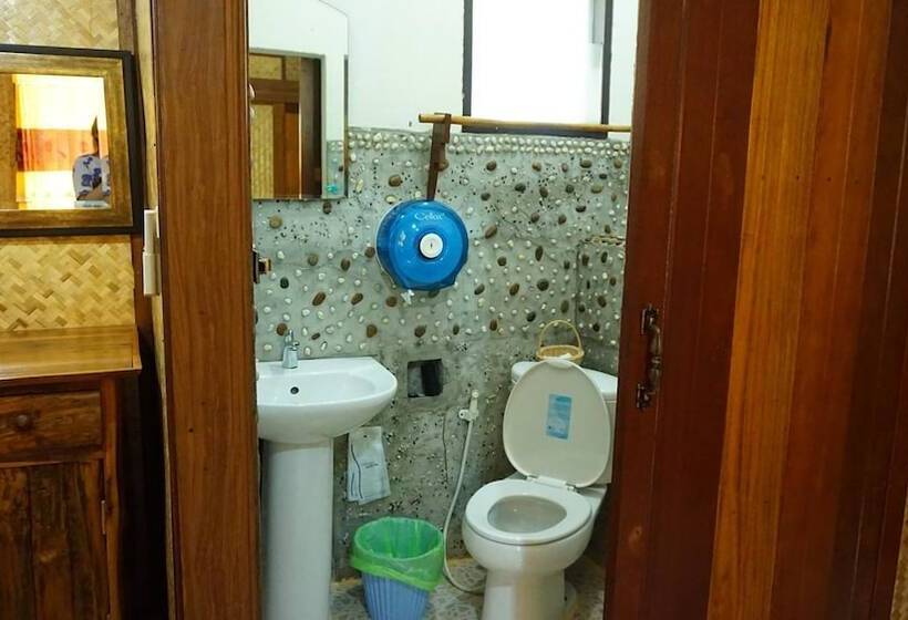 بانگلوی استاندارد, Khun Mai Baan Suan Resort