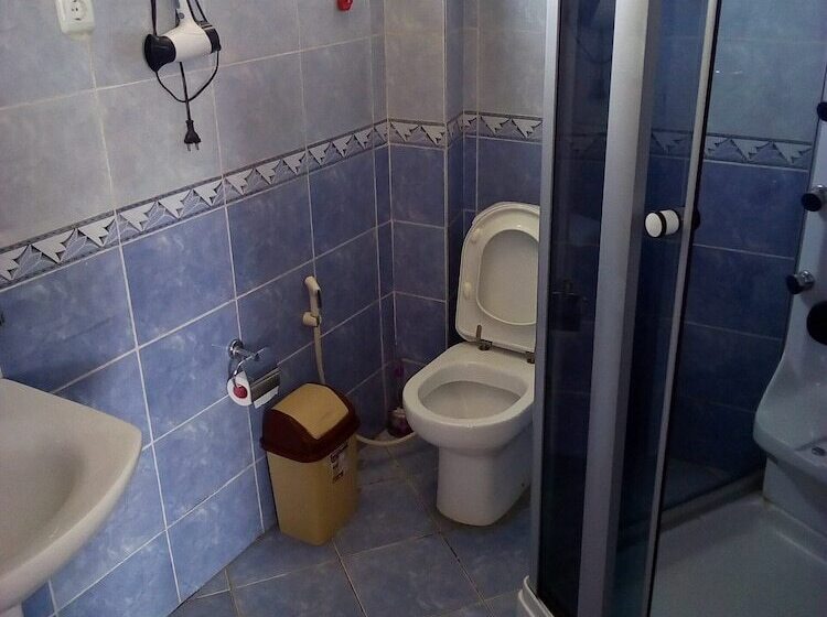 Chambre Standard, Bete Daniel