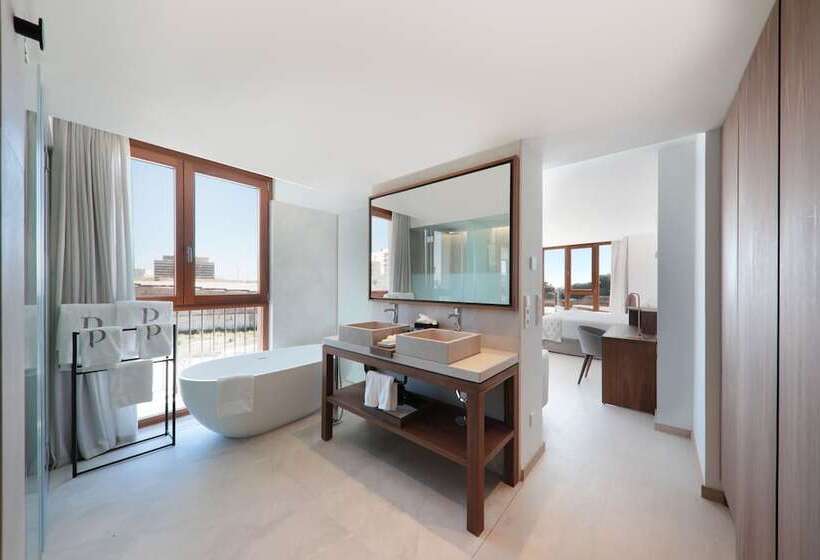 Полулюкс, Es Princep   The Leading Hotels Of The World