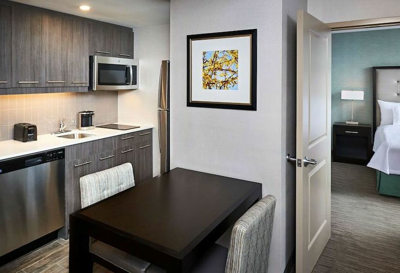 Люкс, Homewood Suites By Hilton North Bay