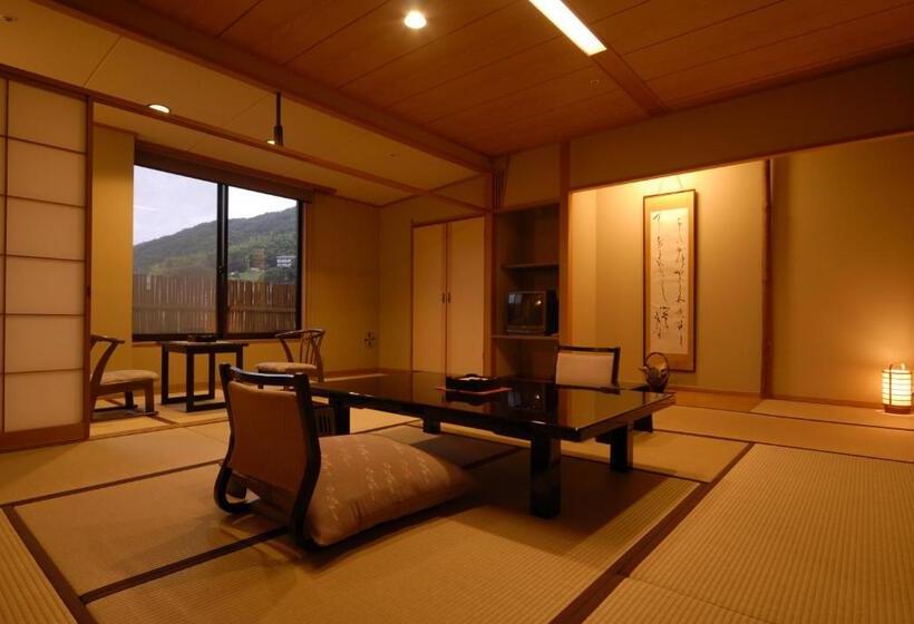 Номер Стандарт, Marukyu Ryokan