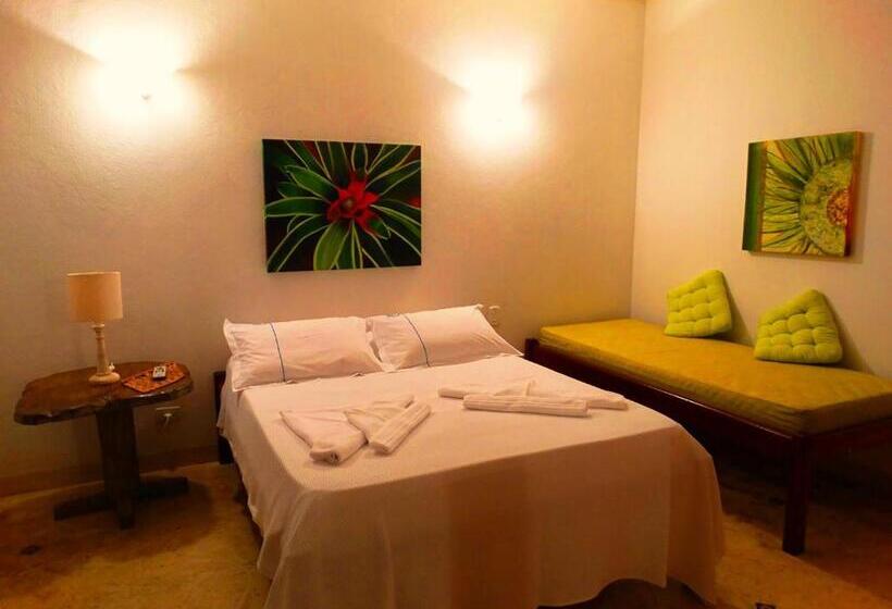 استودیوی سوپریور, Recanto Das Andorinhas Studios