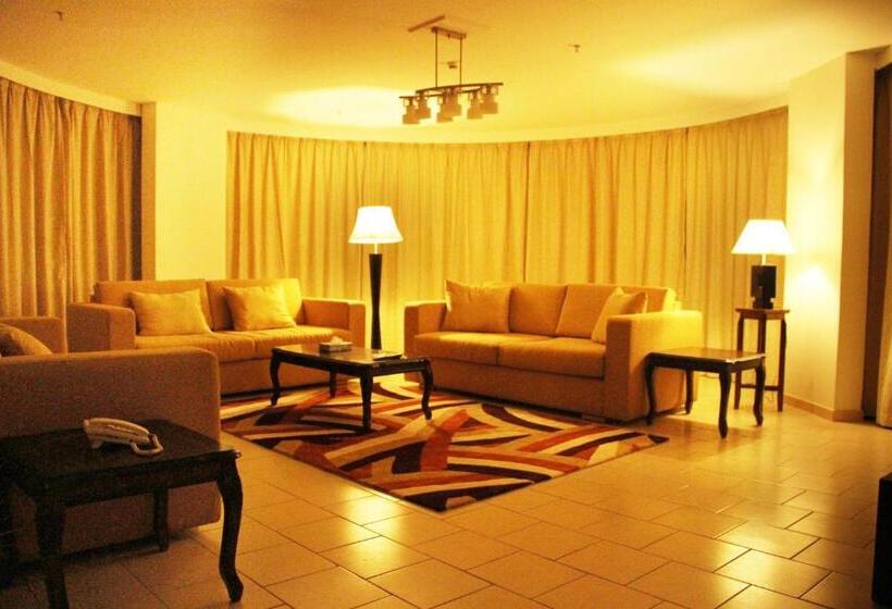 Апартаменты 3 Спальни, Sadeem Al Fajr Hotel Suites