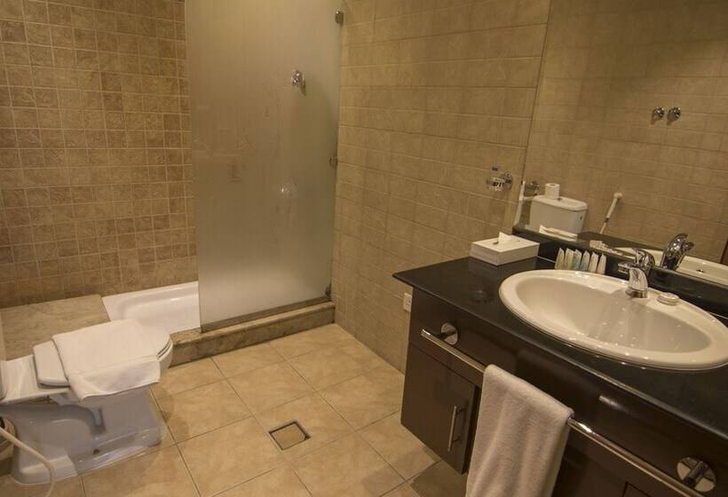 Апартаменты 3 Спальни, Sadeem Al Fajr Hotel Suites