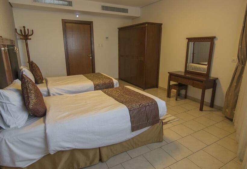 Апартаменты 3 Спальни, Sadeem Al Fajr Hotel Suites