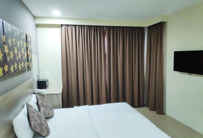 Номер Премиум, Sh Hotel Kota Damansara