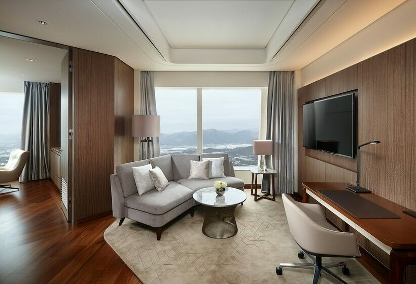 סוויטה דלוקס, Signiel Seoul