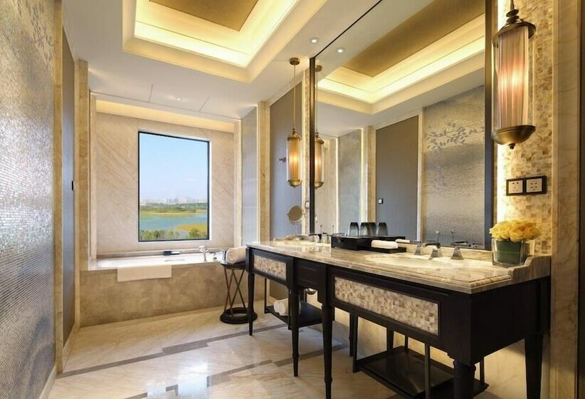 Номер Deluxe Вид на Озеро, Wanda Vista Nanchang