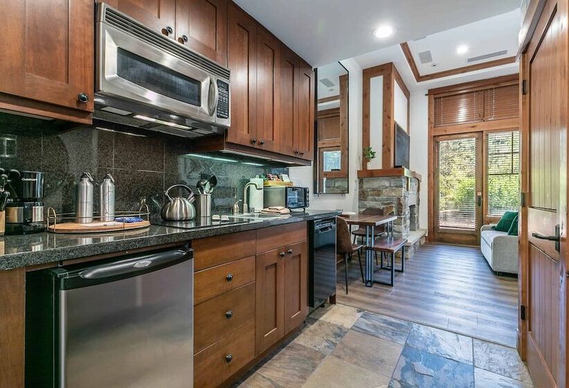 Студия Стандарт, East West Hospitality Tahoe