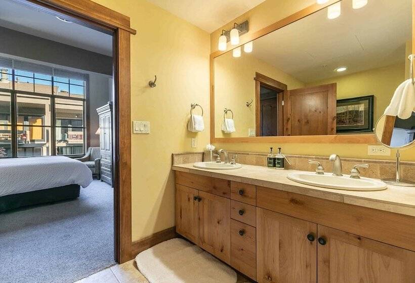 Апартаменты 2 Спальни, East West Hospitality Tahoe