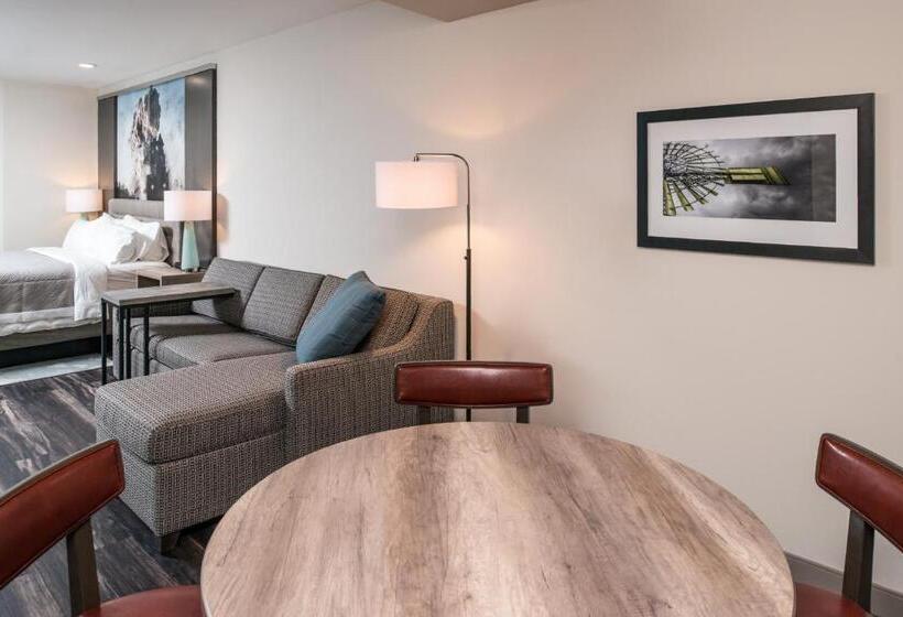 带大床的行政房间, Indigo   Frisco, An Ihg