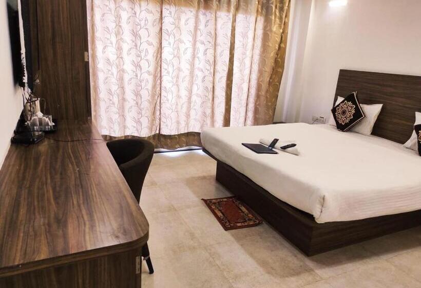 标准间, Manasi Inn