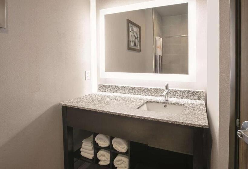 标准间, La Quinta By Wyndham Amarillo Airport