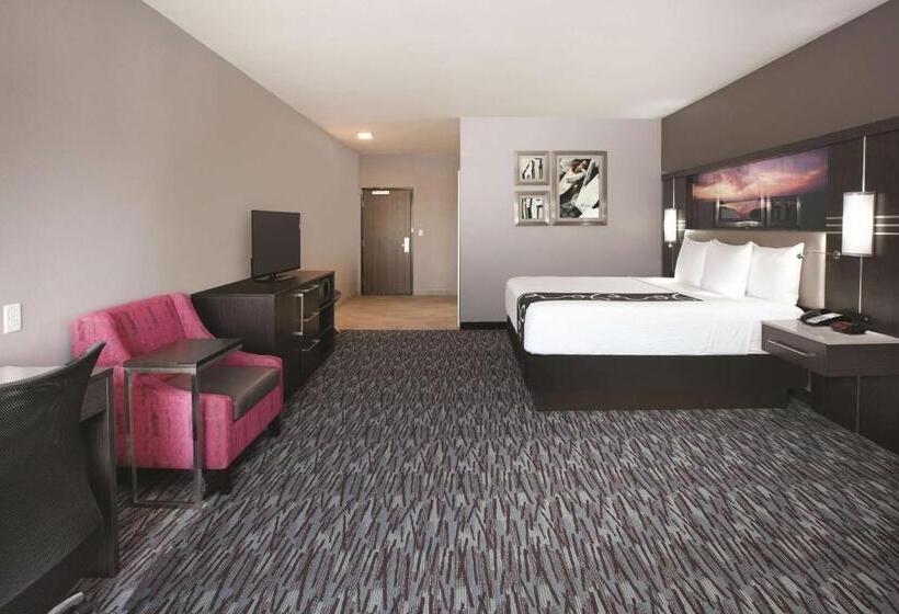 适用于残疾人士的豪华房间, La Quinta By Wyndham Amarillo Airport