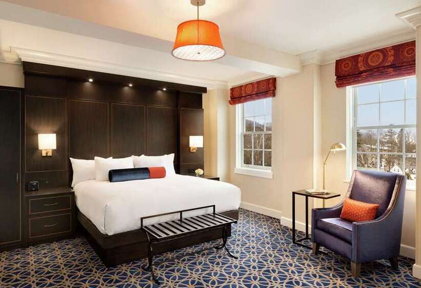 스탠다드 룸 킹사이즈 침대, Joinery Hotel Pittsburgh, Curio Collection By Hilton