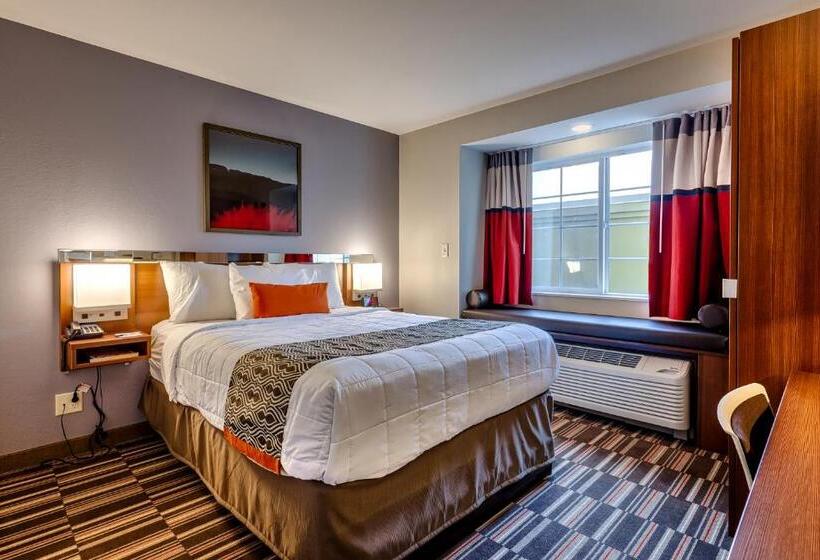 Номер Стандарт, Microtel Inn & Suites By Wyndham Niagara Falls