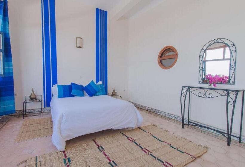 Люкс Вид на Море, Auberge Du Marabout
