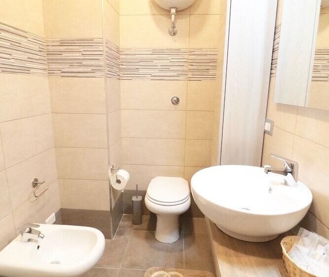 四人标准间, B&b Pietrarsa