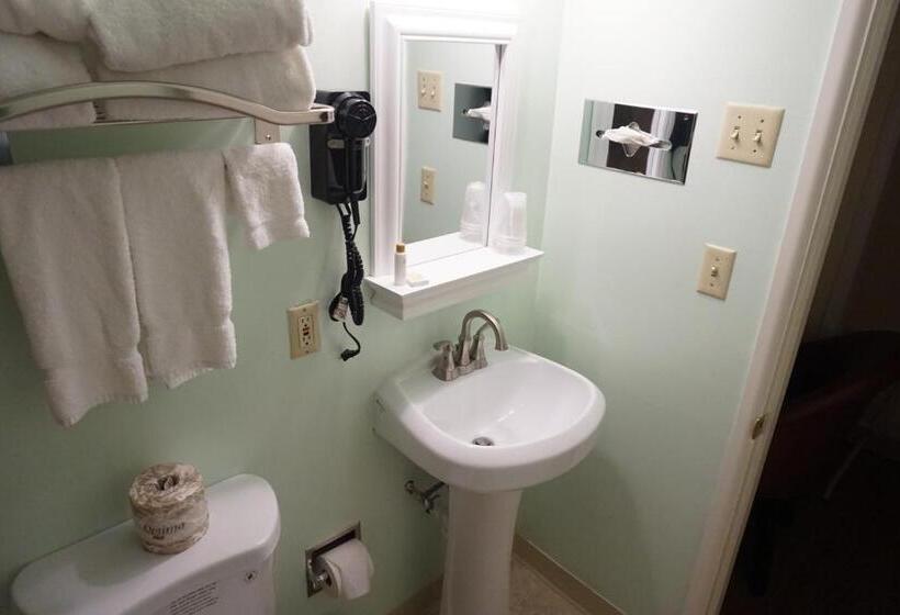 Люкс Deluxe Кровать Кинг, Eagle Crater Lake Inn