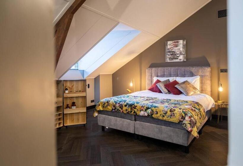 Deluxe Suite King Bed, Heuvelsuites