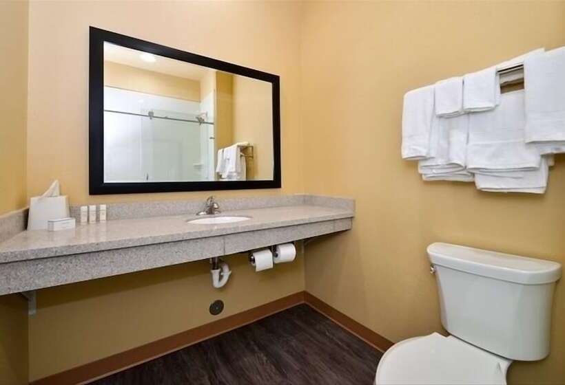 Номер Стандарт 2 Двуспальные Кровати, La Bonita Inn & Suites   Crane