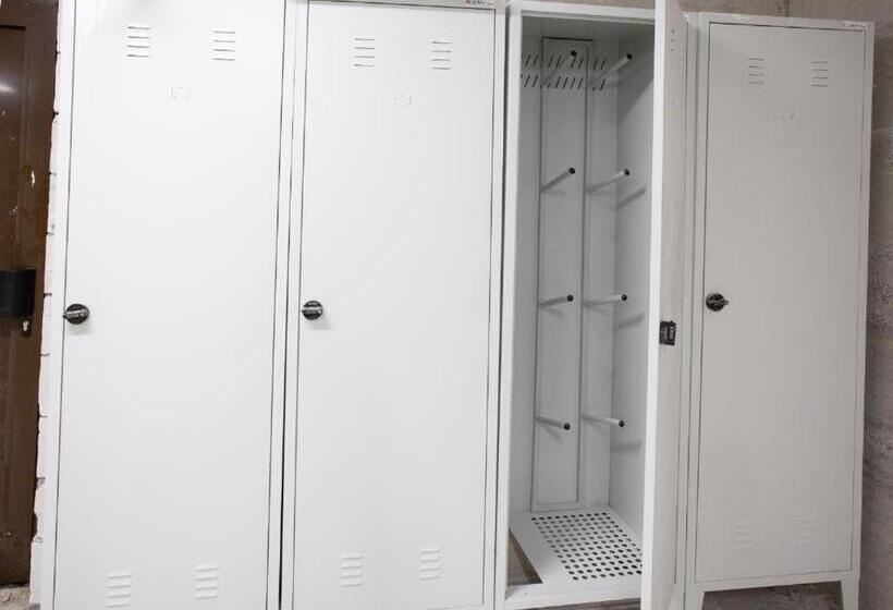 استودیوی استاندارد, Apartman Kod Gondole Vila Bela Reka